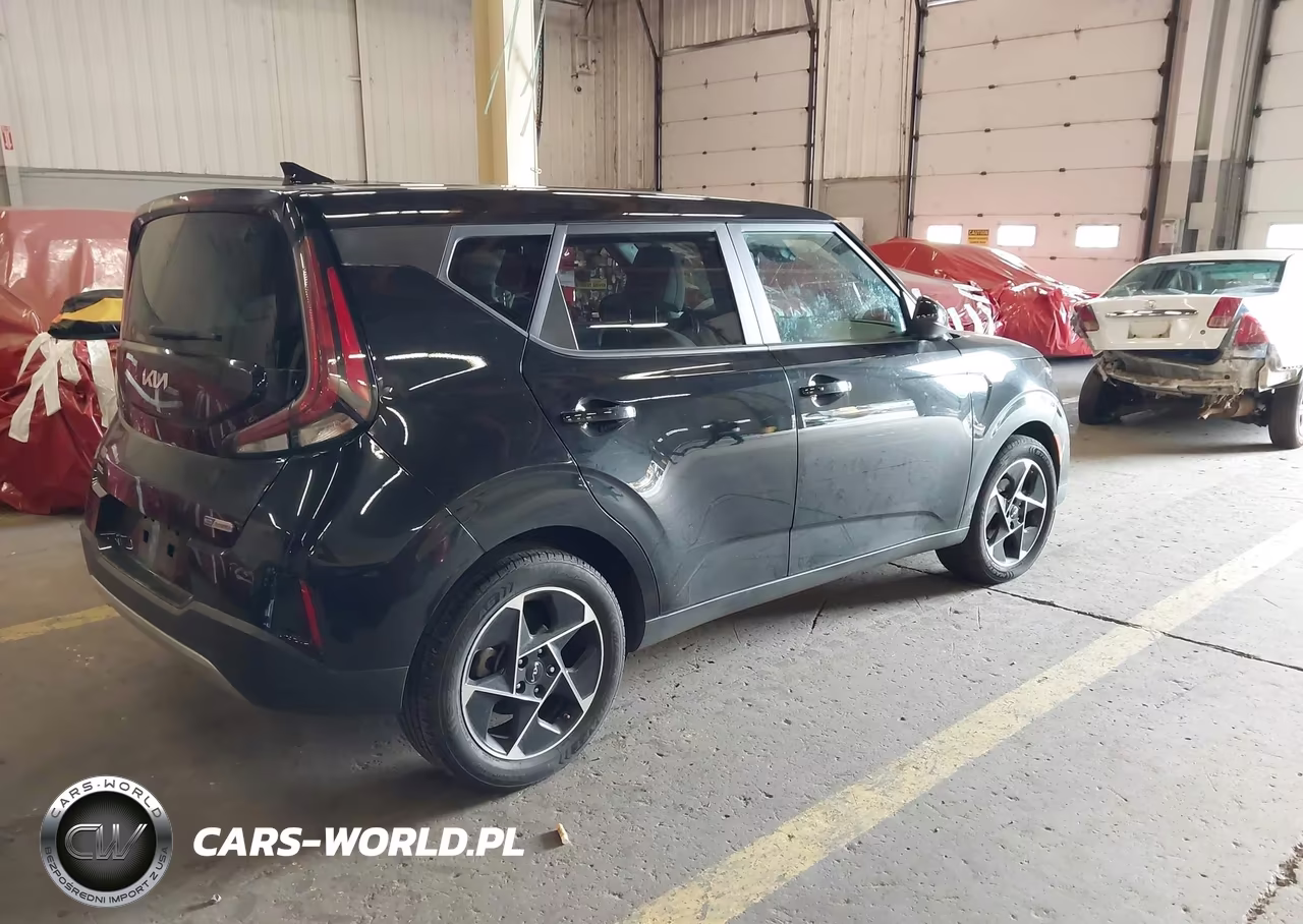 2023 Kia Soul Ex VIN:KNDJ33AU3P7865643 - 4