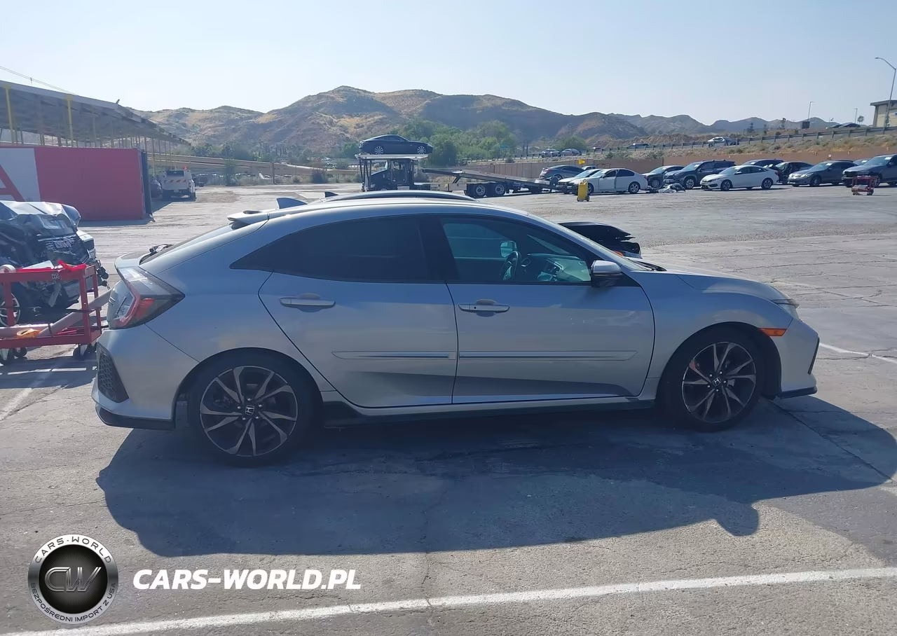 2018 Honda Civic Sport Touring VIN:SHHFK7H99JU414704 - 13