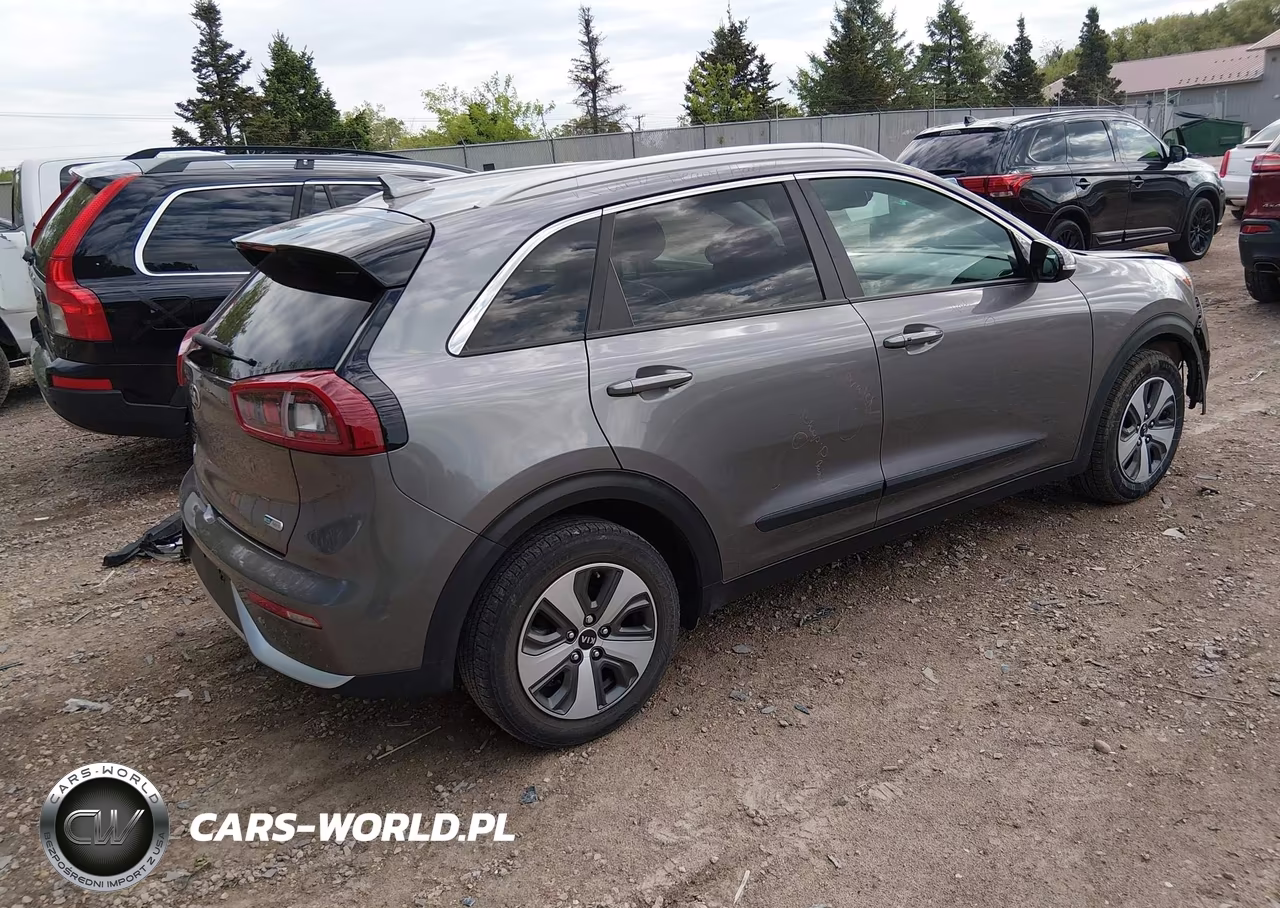 2018 Kia Niro Ex VIN:KNDCC3LC8J5123982 - 4