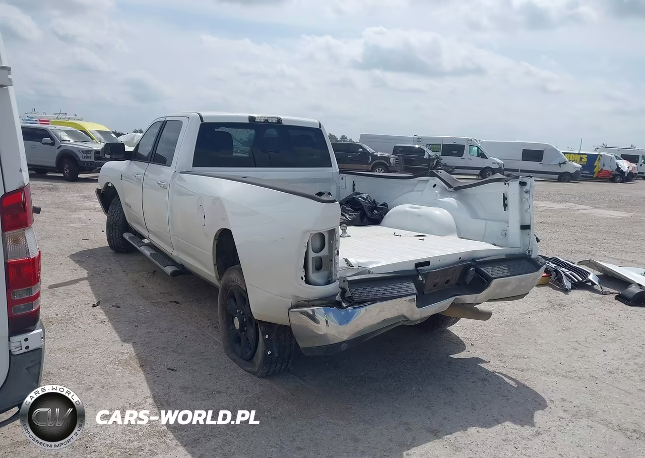 2019 Ram 3500 Big Horn 4X4 8' Box VIN:3C63R3HL5KG610162 - 3