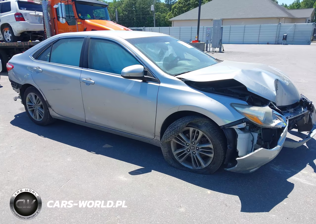 2016 Toyota Camry Se – zdjęcie 1 z 17