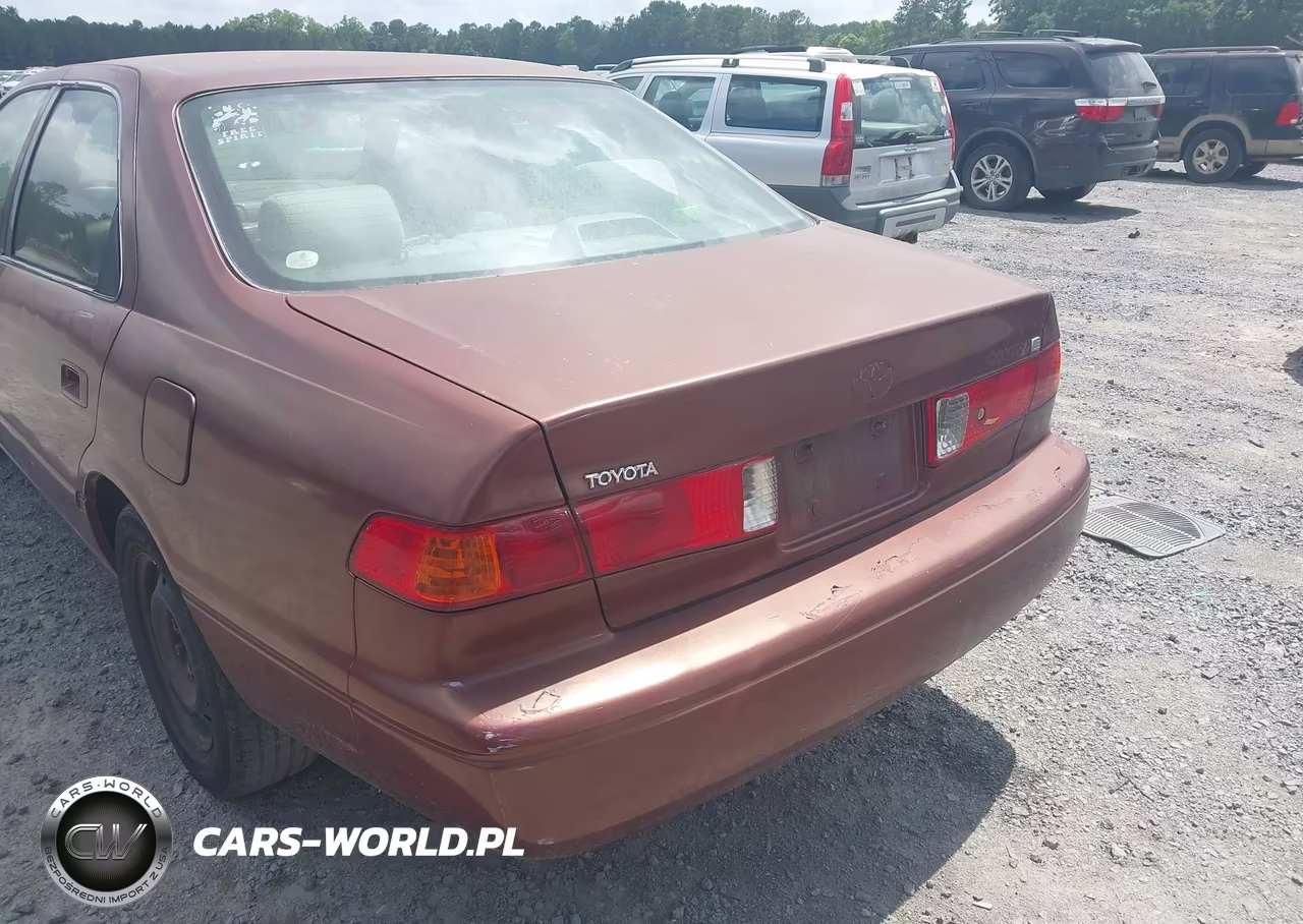 2000 Toyota Camry Le VIN:4T1BG22K5YU748399 - 13