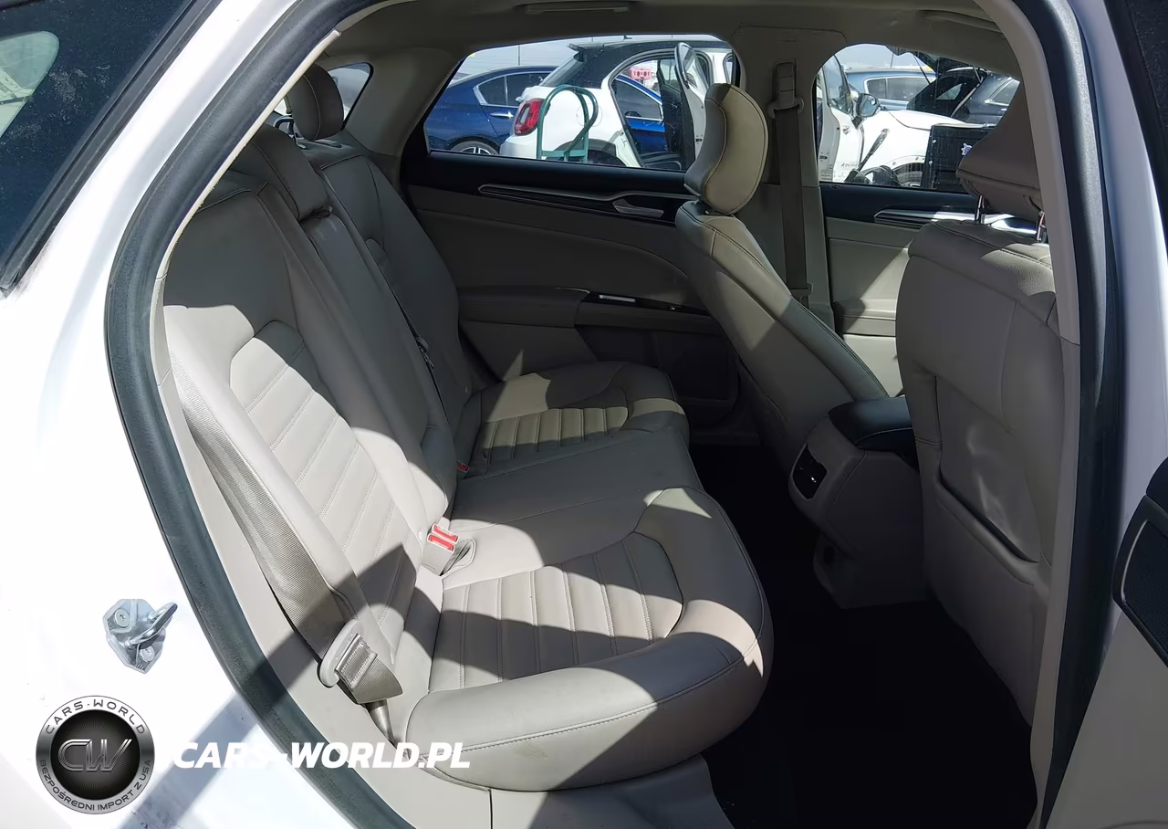 2018 Ford Fusion Se VIN:3FA6P0HD4JR160130 - 8