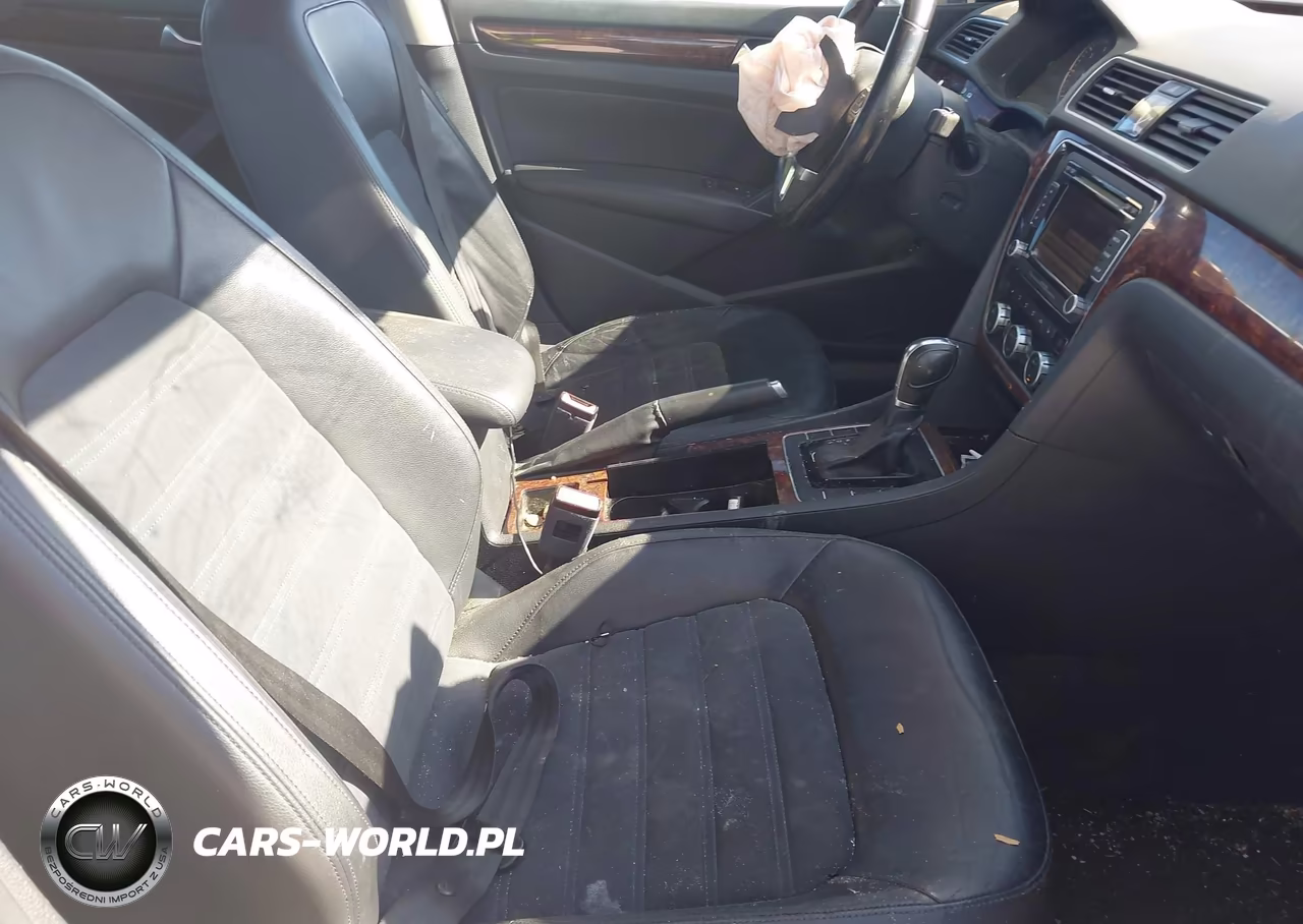 2012 Volkswagen Passat 2.0L Tdi Sel Premium VIN:1VWCN7A32CC025269 - 5