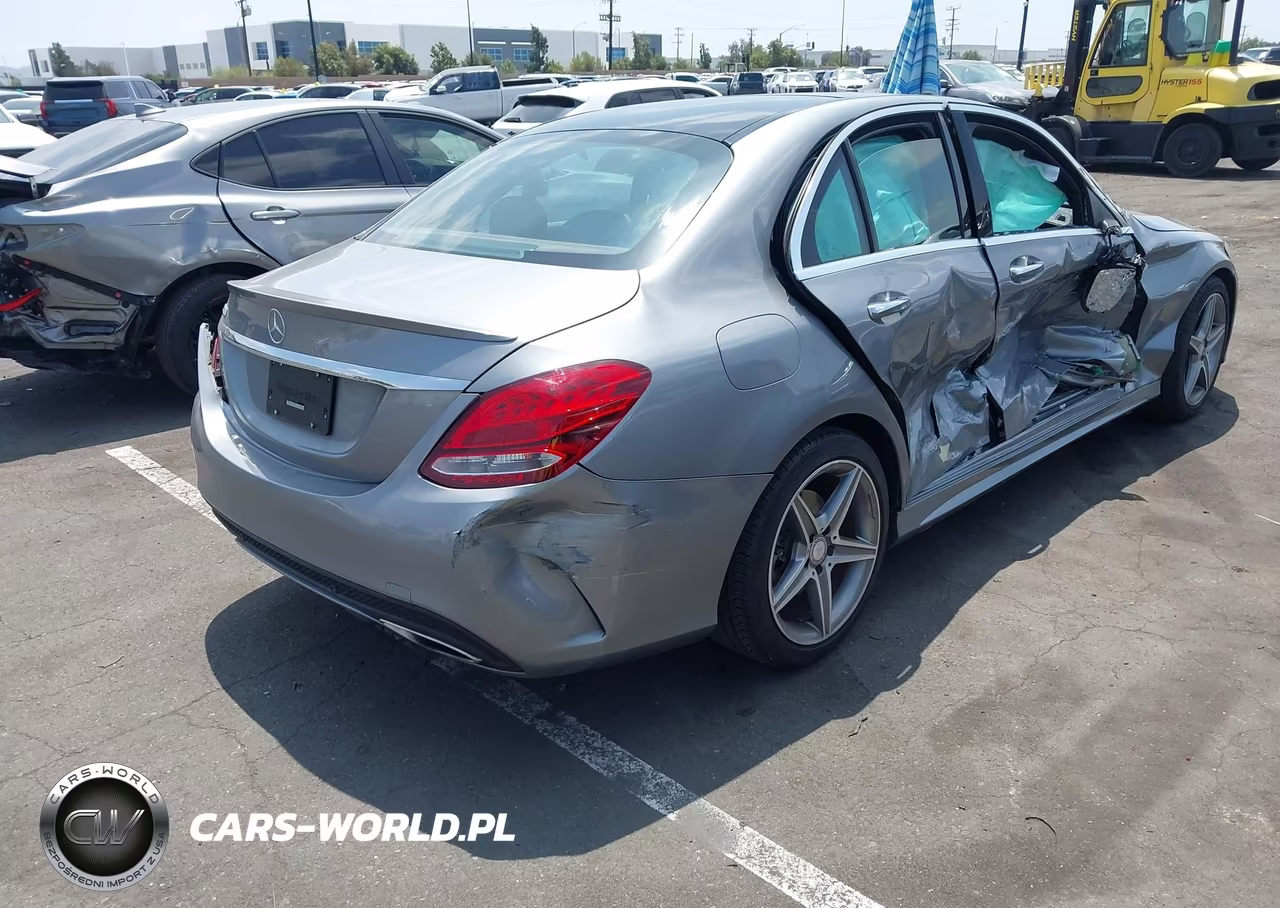 2016 Mercedes-Benz C 300 Sport VIN:55SWF4JB3GU163039 - 4