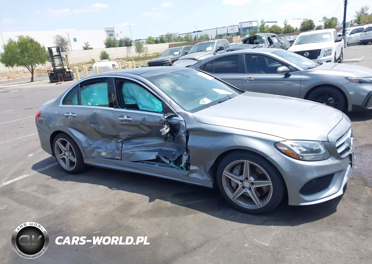2016 Mercedes-Benz C 300 Sport VIN:55SWF4JB3GU163039 - 6