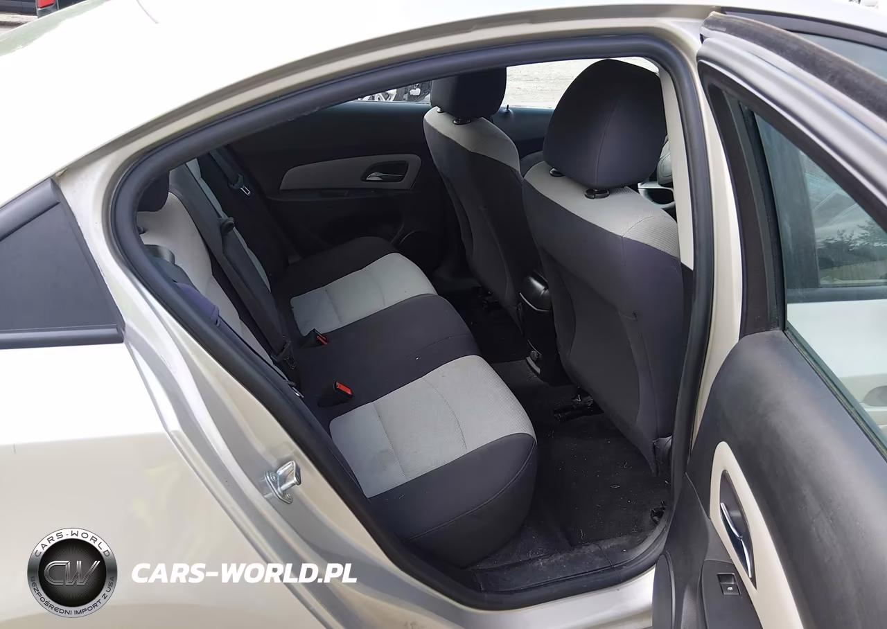 2014 Chevrolet Cruze Ls Auto VIN:1G1PA5SG0E7207465 - 8