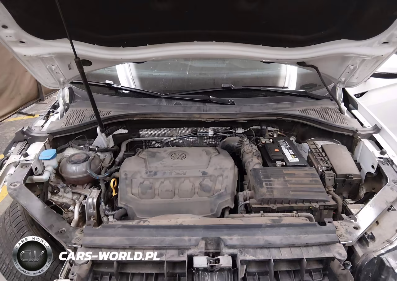2022 Volkswagen Tiguan 2.0T Sel R-Line VIN:3VV4B7AX1NM050475 - 10