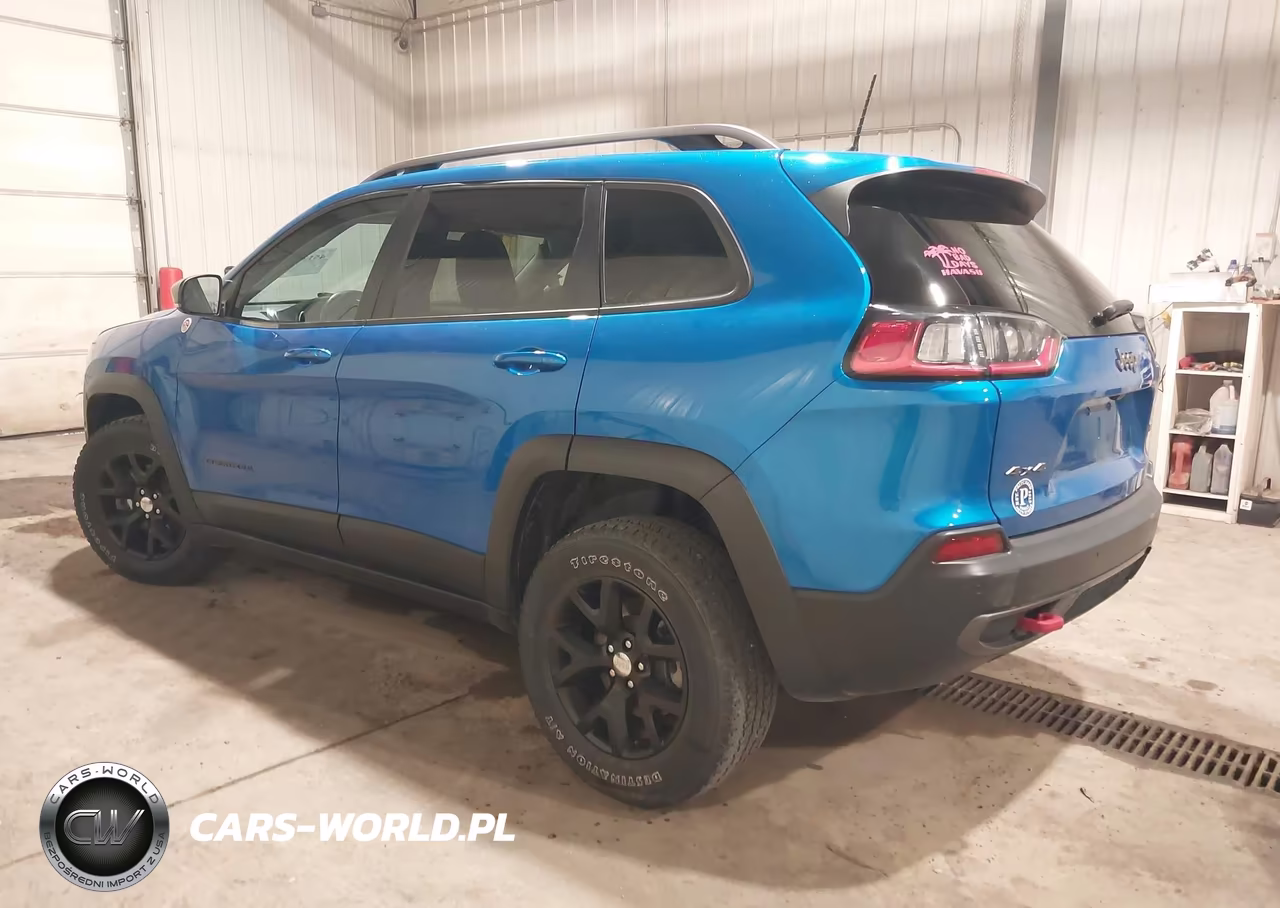 2020 Jeep Cherokee Trailhawk 4X4 VIN:1C4PJMBX8LD628768 - 3