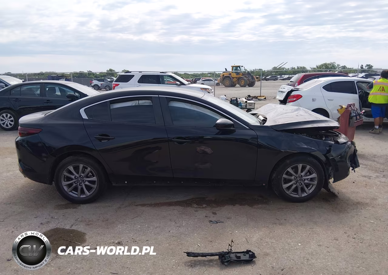 2021 Mazda Mazda3 2.5 S VIN:JM1BPAAL3M1331724 - 12