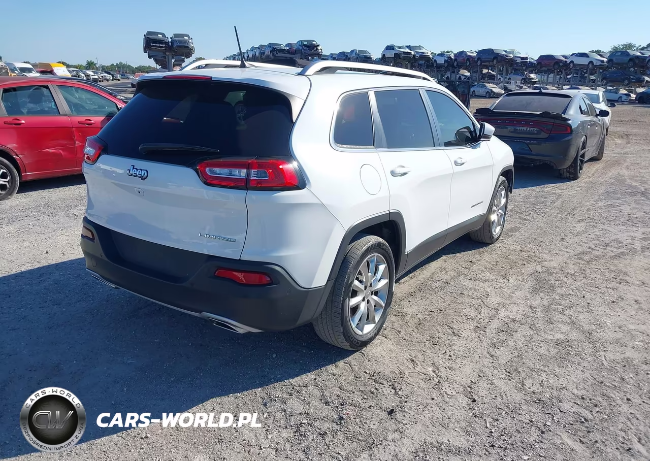 2017 Jeep Cherokee Limited Fwd VIN:1C4PJLDS1HW602892 - 4