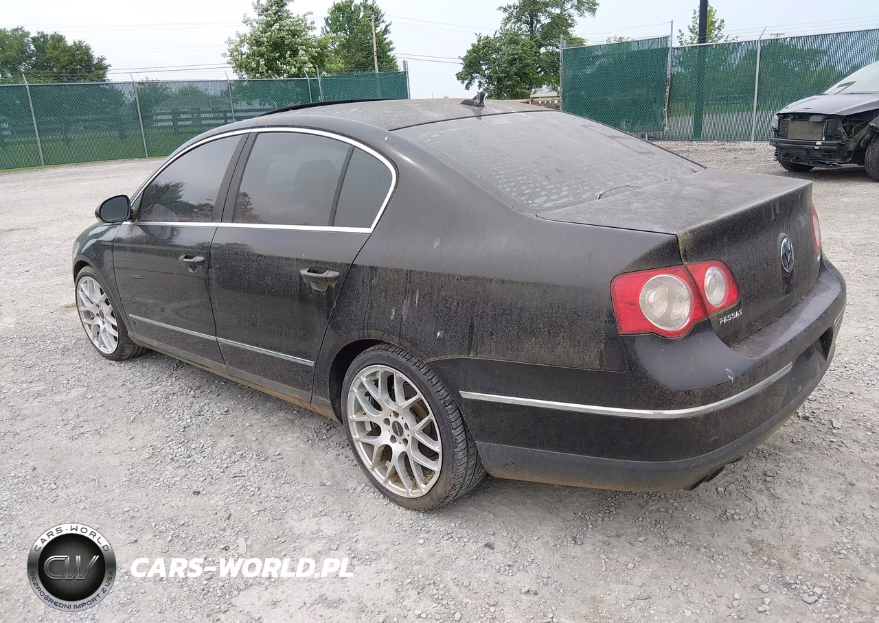 2010 Volkswagen Passat Komfort VIN:WVWJM7AN8AE069535 - 3