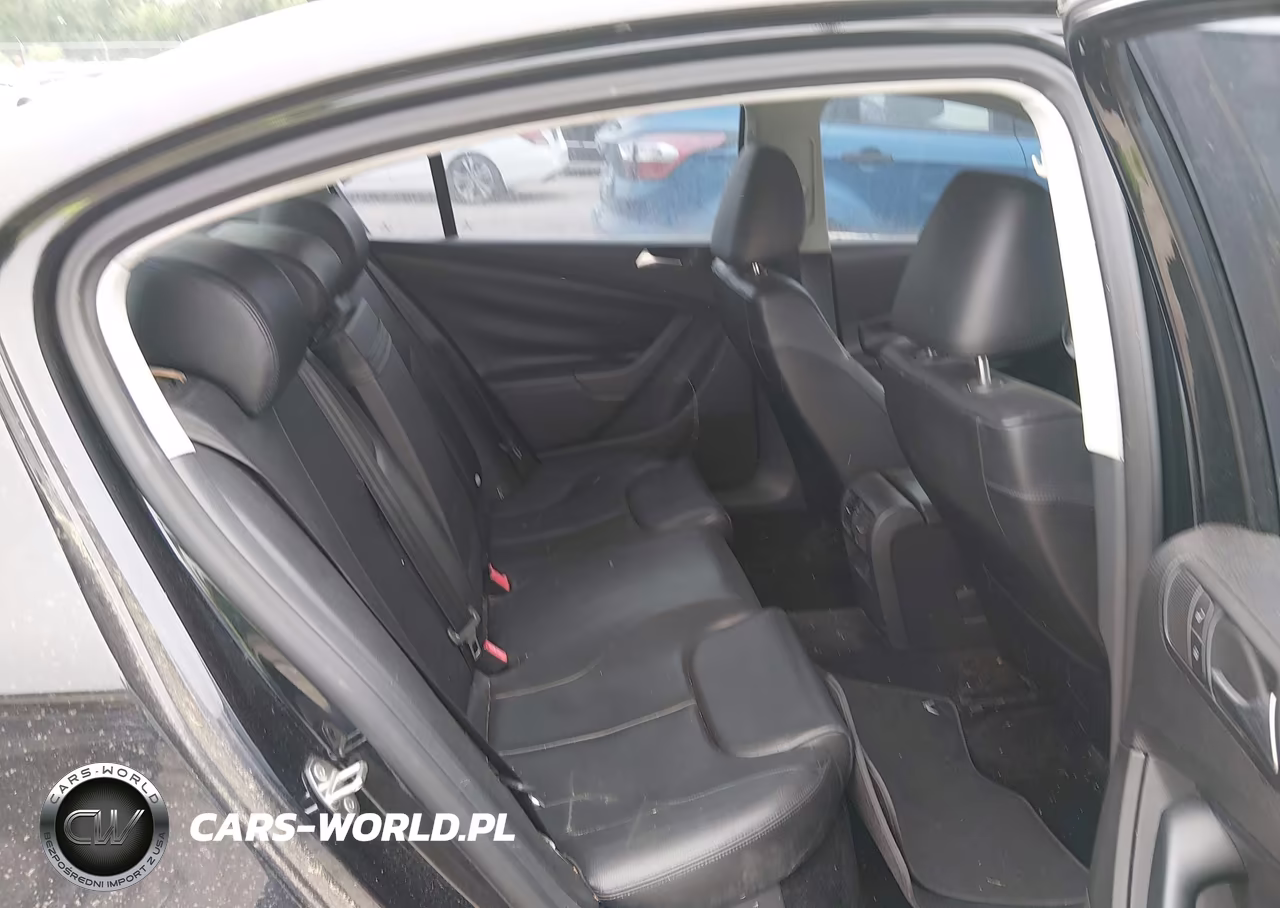 2010 Volkswagen Passat Komfort VIN:WVWJM7AN8AE069535 - 8