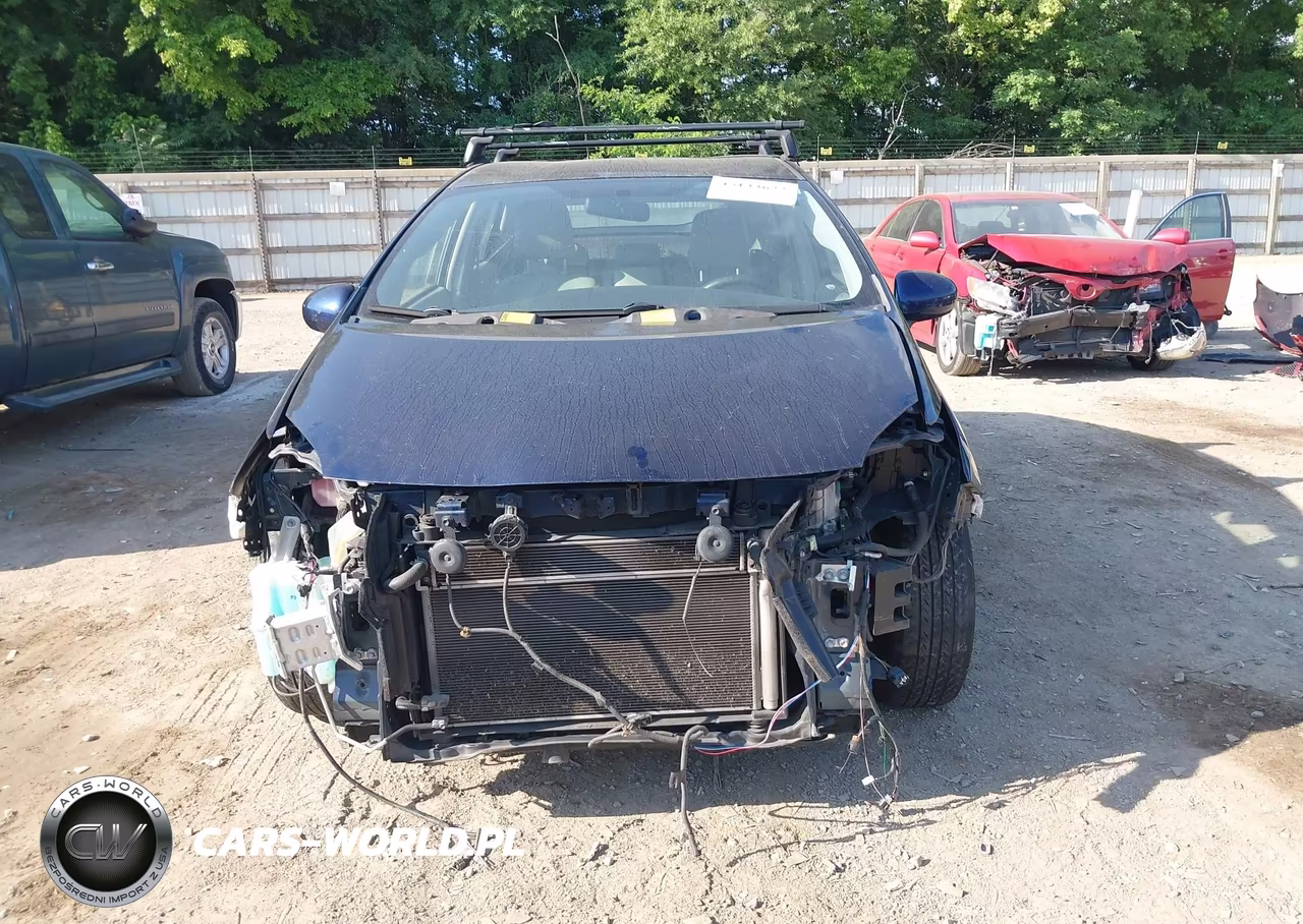 2014 Toyota Prius Two VIN:JTDKN3DU2E0389241 - 13