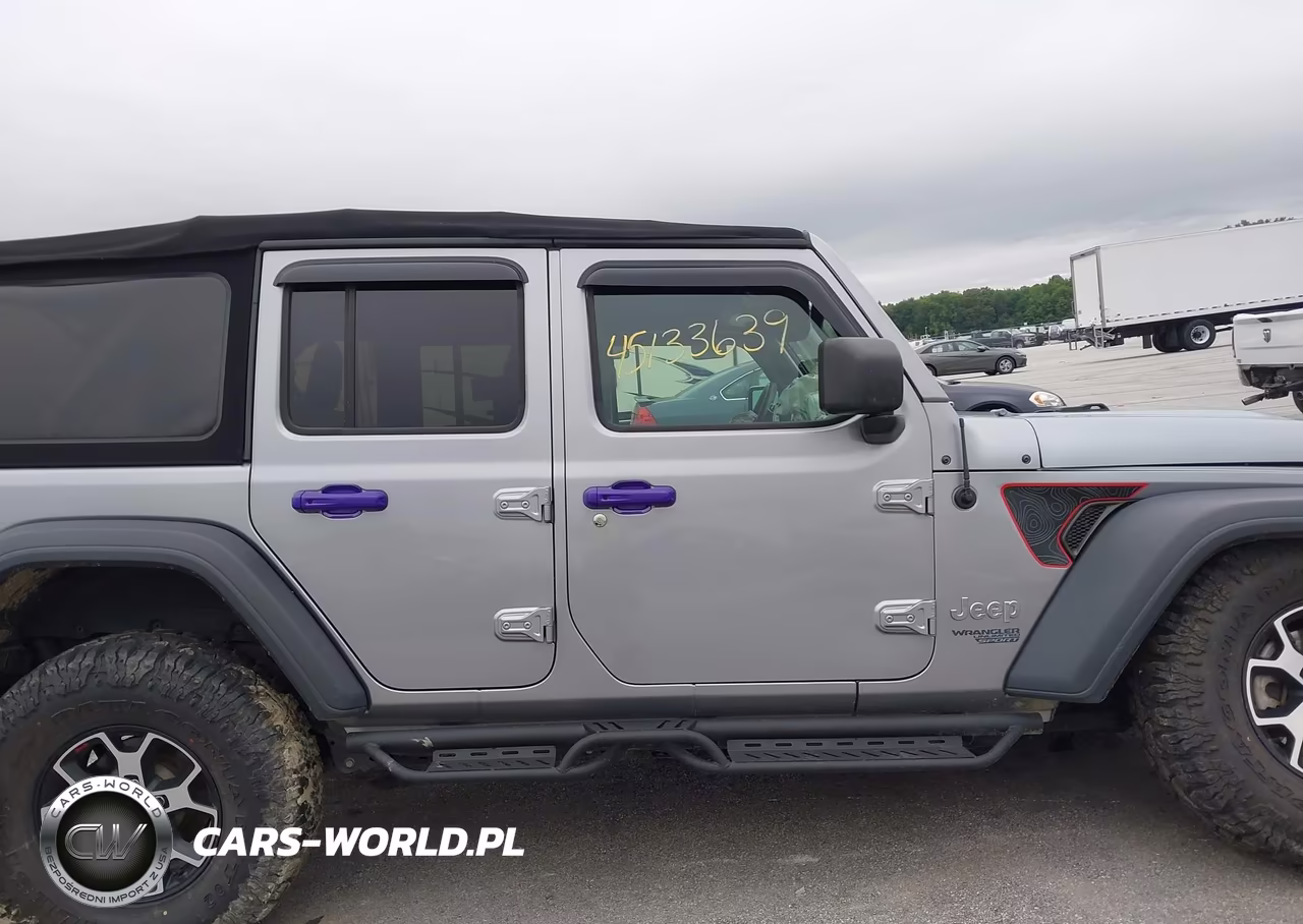 2018 Jeep Wrangler Unlimited Sport VIN:1C4HJXDG2JW105217 - 14