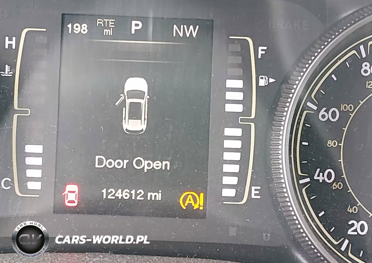 2016 Jeep Cherokee Latitude VIN:1C4PJLCS2GW106807 - 15