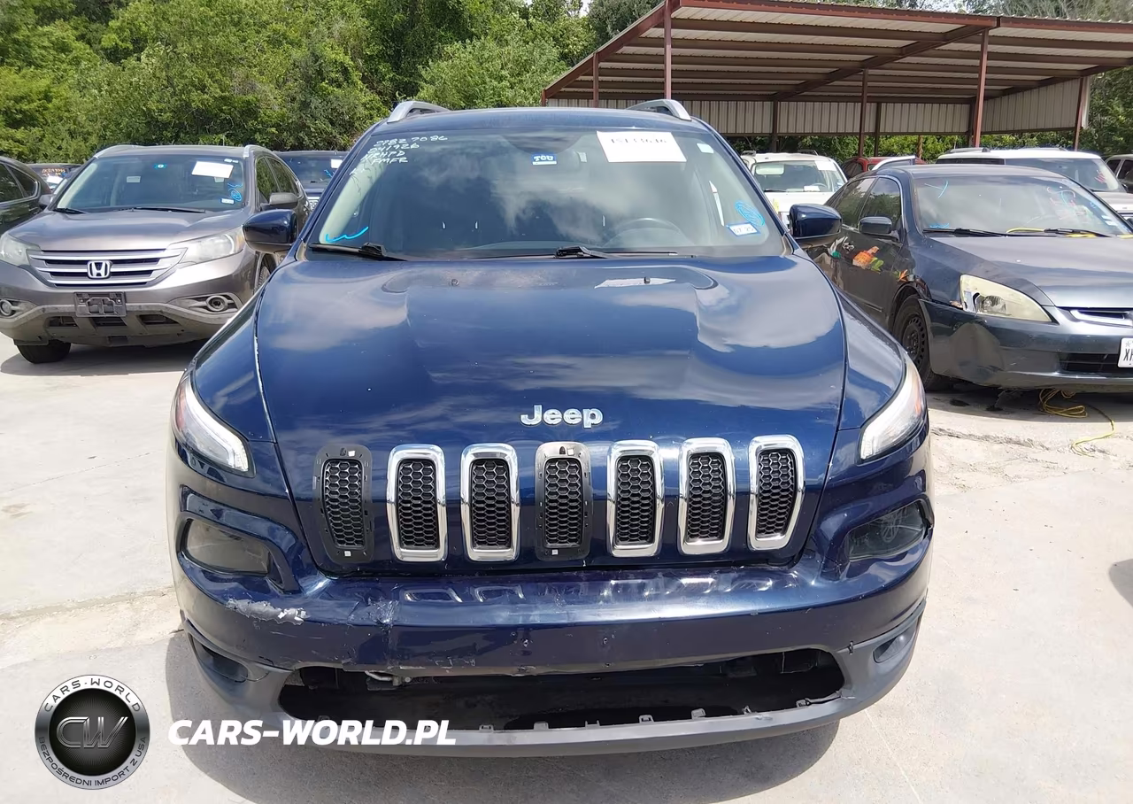 2016 Jeep Cherokee Latitude VIN:1C4PJLCS2GW106807 - 6