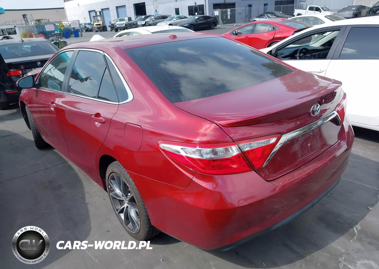 2015 Toyota Camry Xse VIN:4T1BF1FK7FU905175 - 3