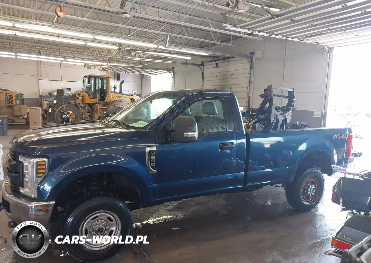 2019 Ford F-250 Xl VIN:1FTBF2B65KED43736 - 14