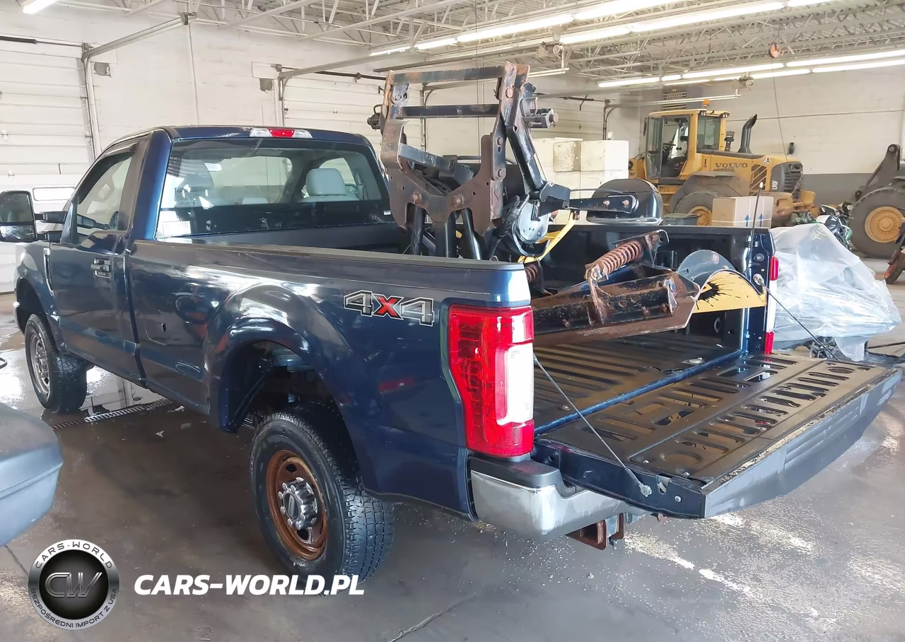 2019 Ford F-250 Xl VIN:1FTBF2B65KED43736 - 3
