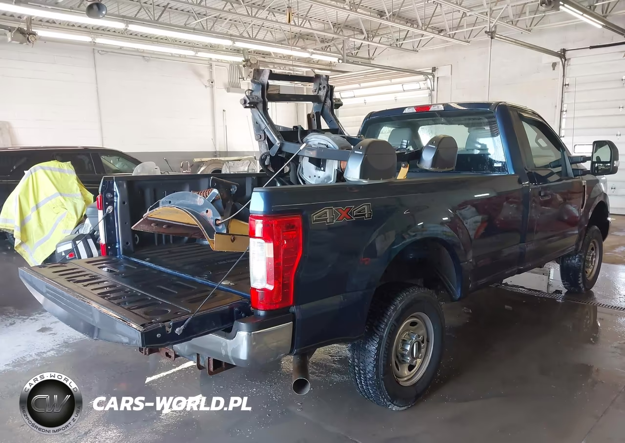 2019 Ford F-250 Xl VIN:1FTBF2B65KED43736 - 4