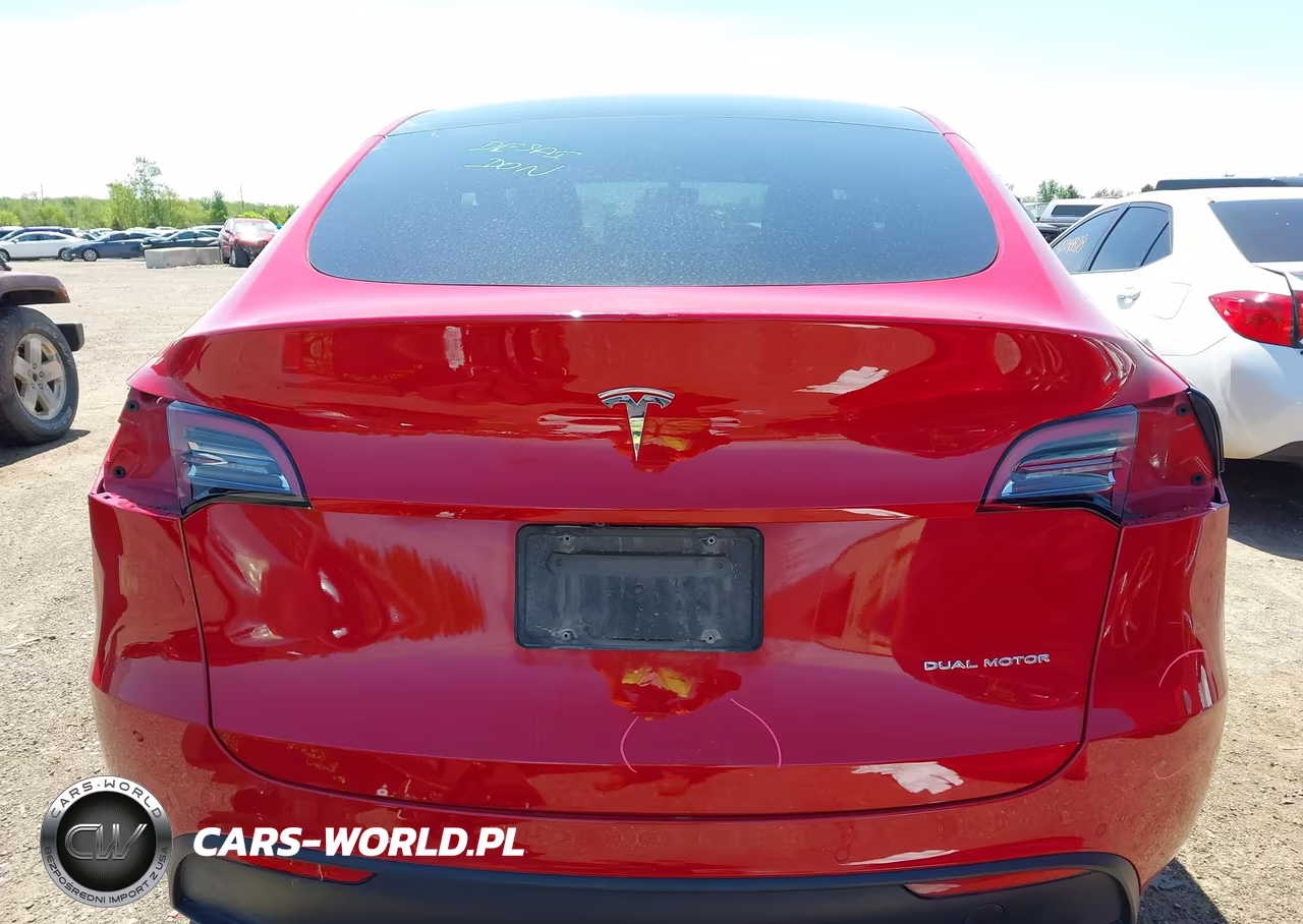 2022 Tesla Model Y Long Range Dual Motor All-Wheel Drive VIN:7SAYGDEE6NF442626 - 17