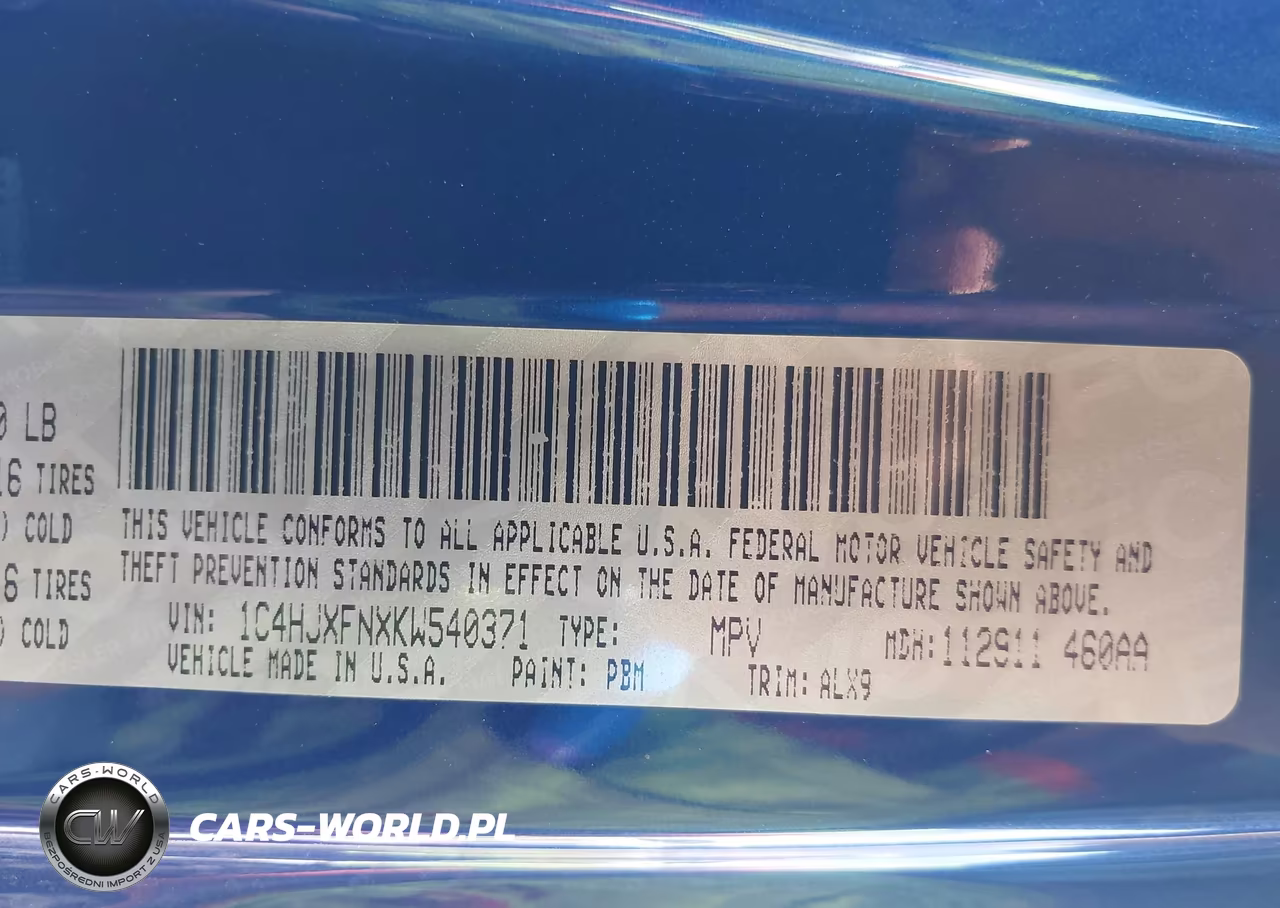 2019 Jeep Wrangler Unlimited Rubicon 4X4 VIN:1C4HJXFNXKW540371 - 9