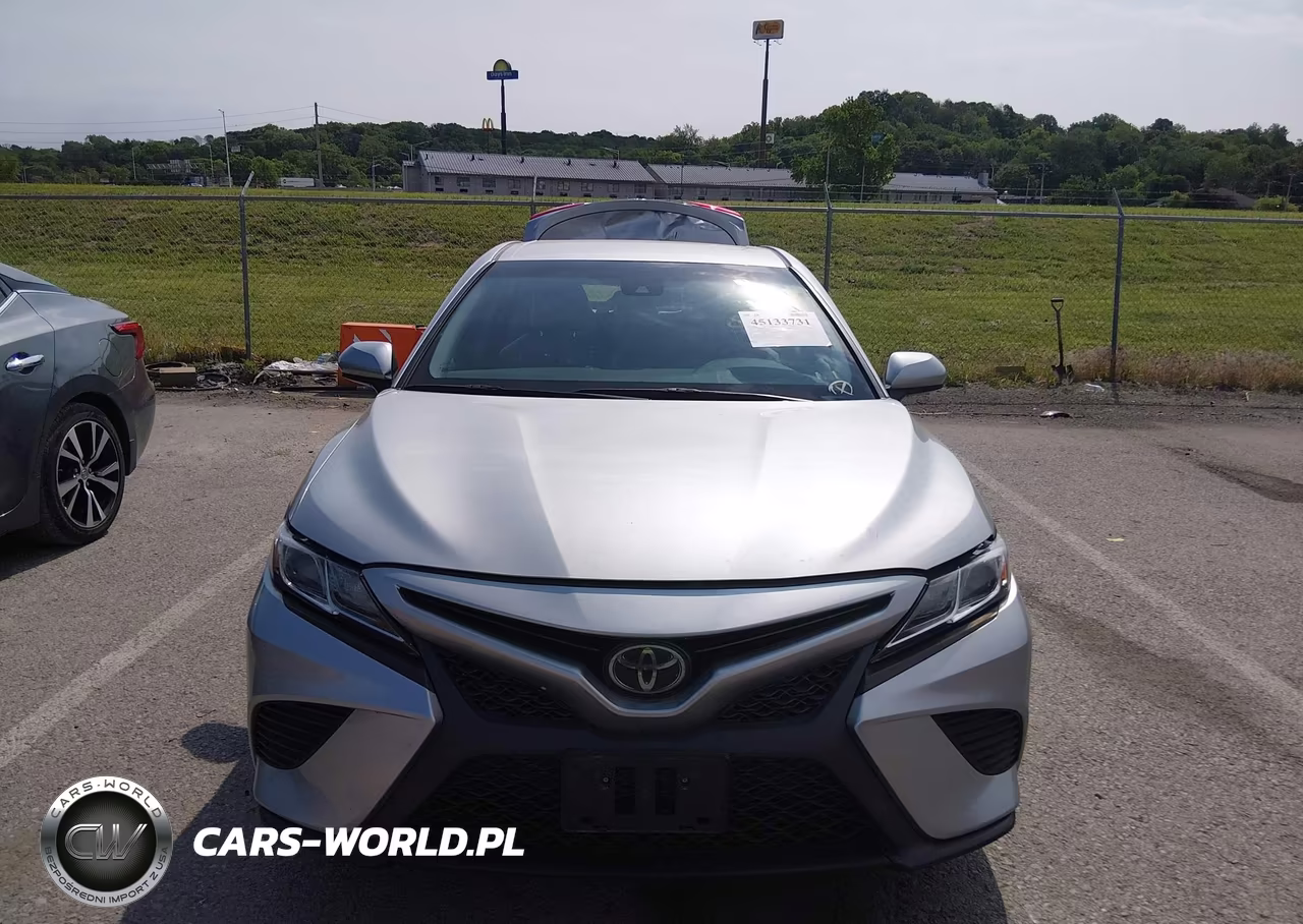 2018 Toyota Camry Se VIN:4T1B11HK8JU049907 - 12