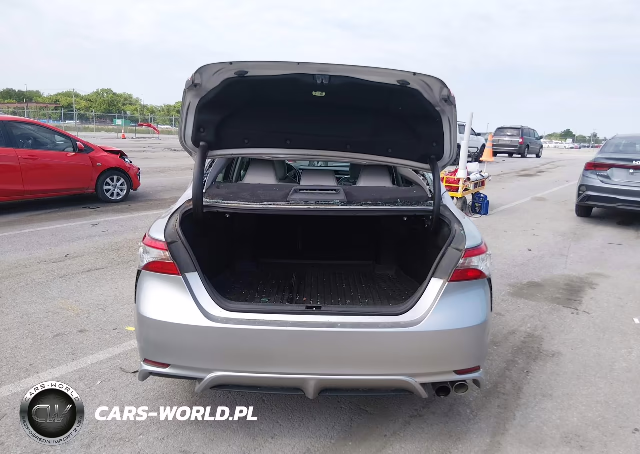 2018 Toyota Camry Se VIN:4T1B11HK8JU049907 - 16