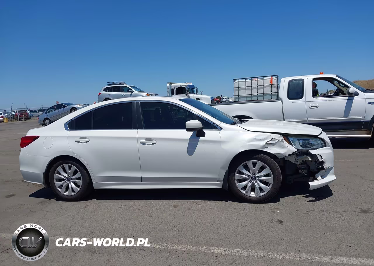 2015 Subaru Legacy 2.5I Premium VIN:4S3BNAD62F3032910 - 13