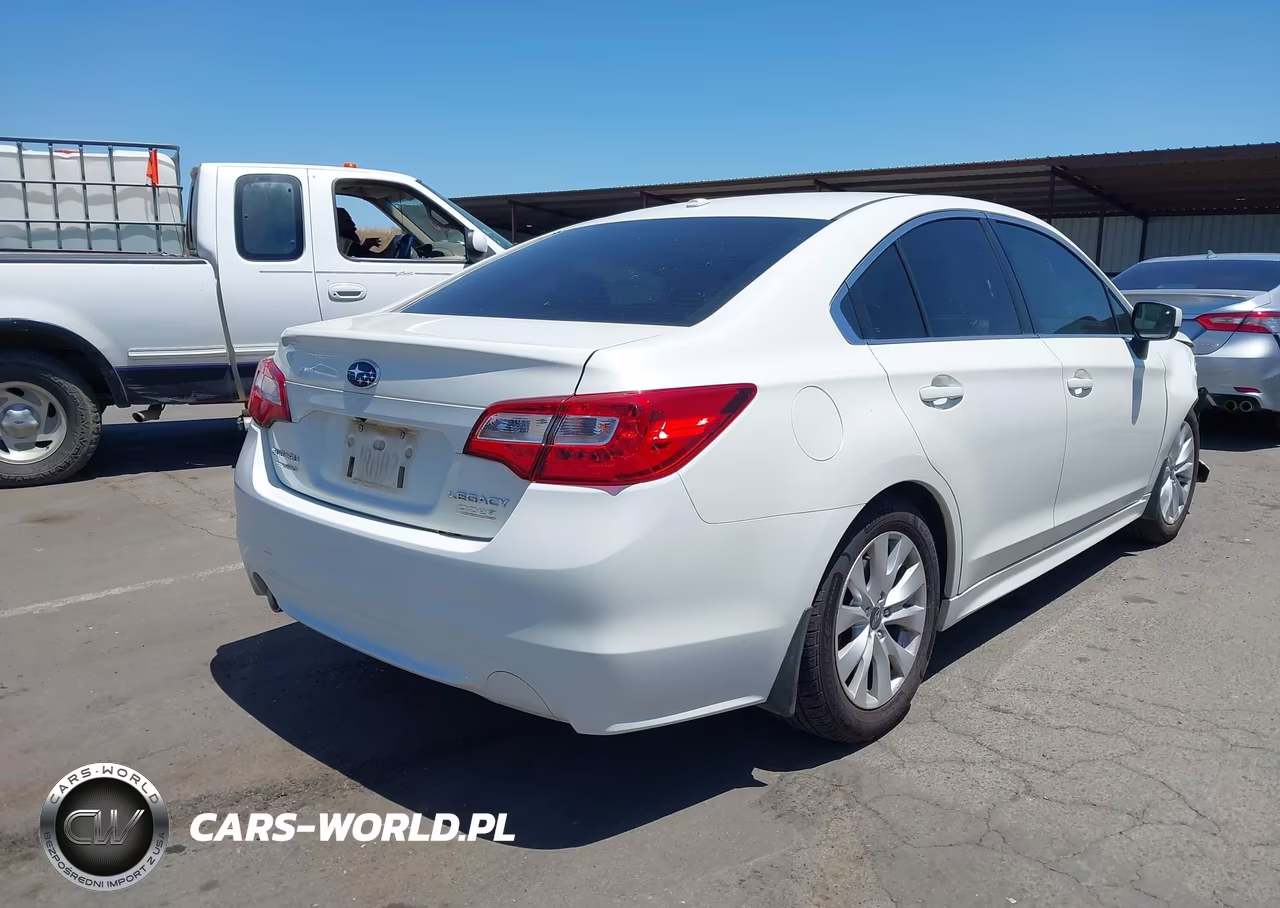 2015 Subaru Legacy 2.5I Premium VIN:4S3BNAD62F3032910 - 4