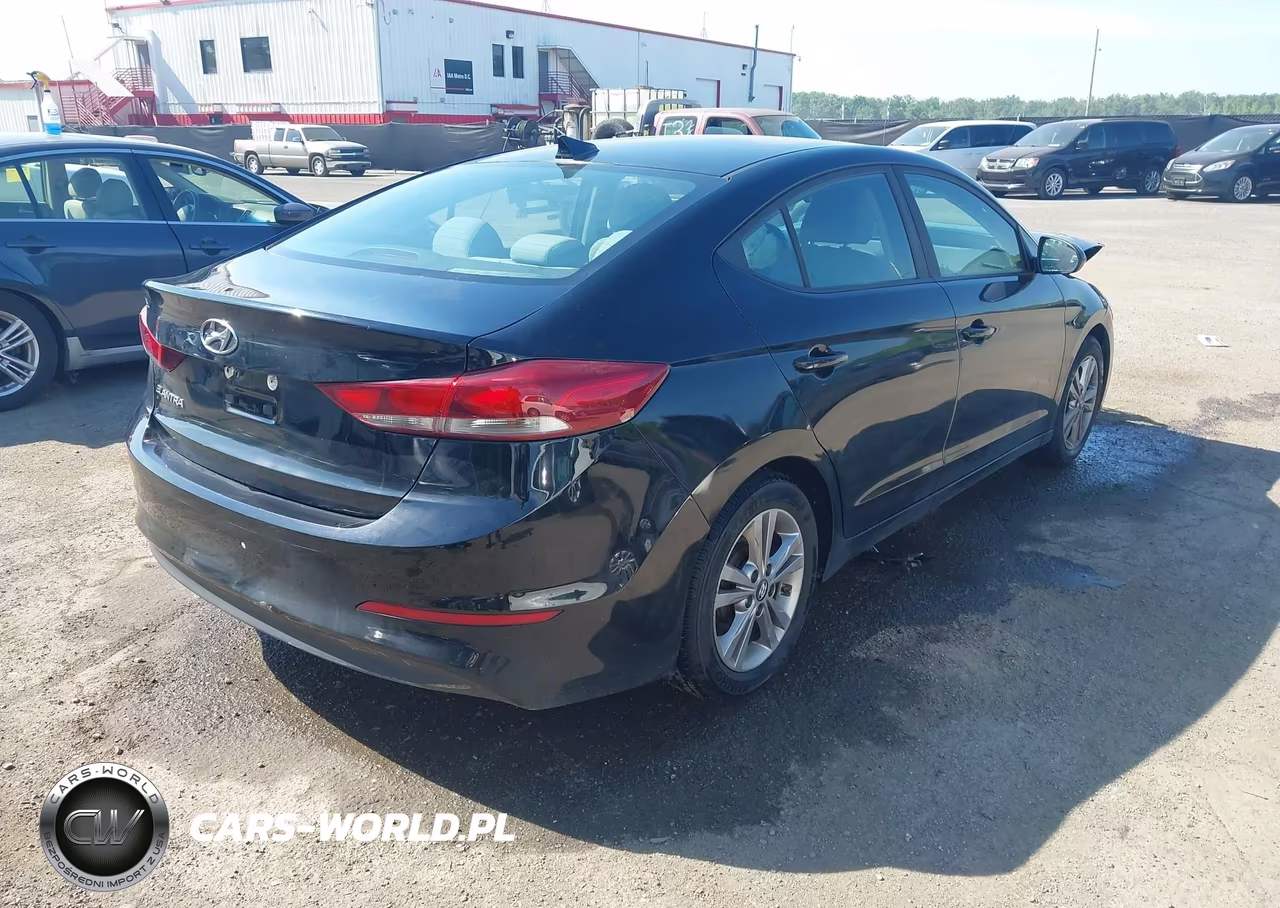 2017 Hyundai Elantra Se VIN:KMHD84LF2HU103177 - 4