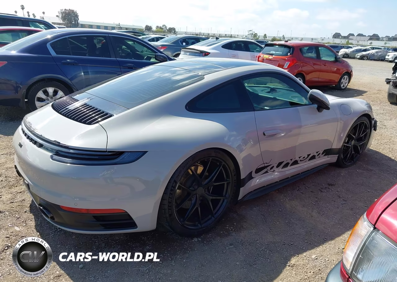 2020 Porsche 911 Carrera S VIN:WP0AB2A91LS225561 - 4