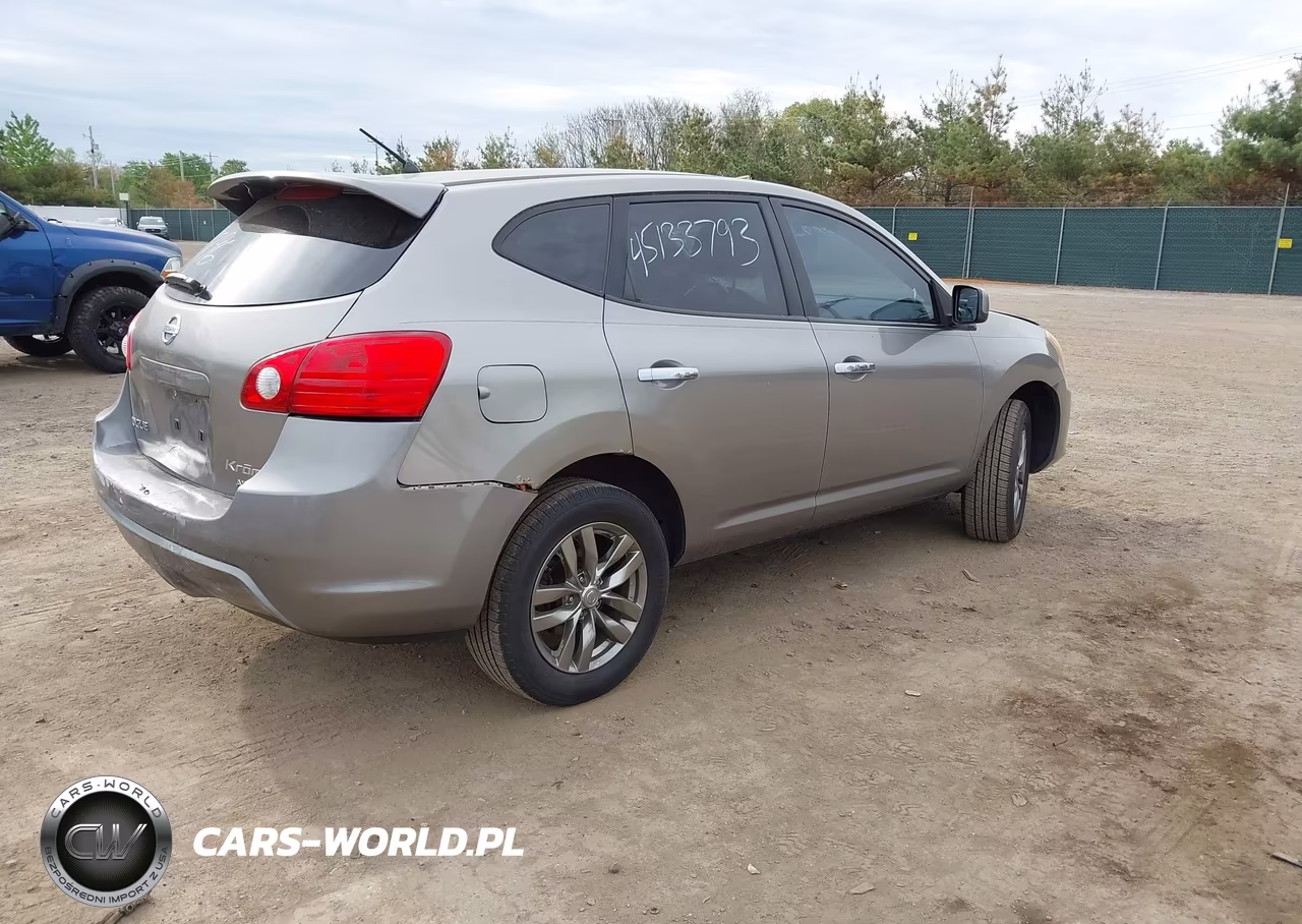 2010 Nissan Rogue S Krom Edition VIN:JN8AS5MV7AW119796 - 4