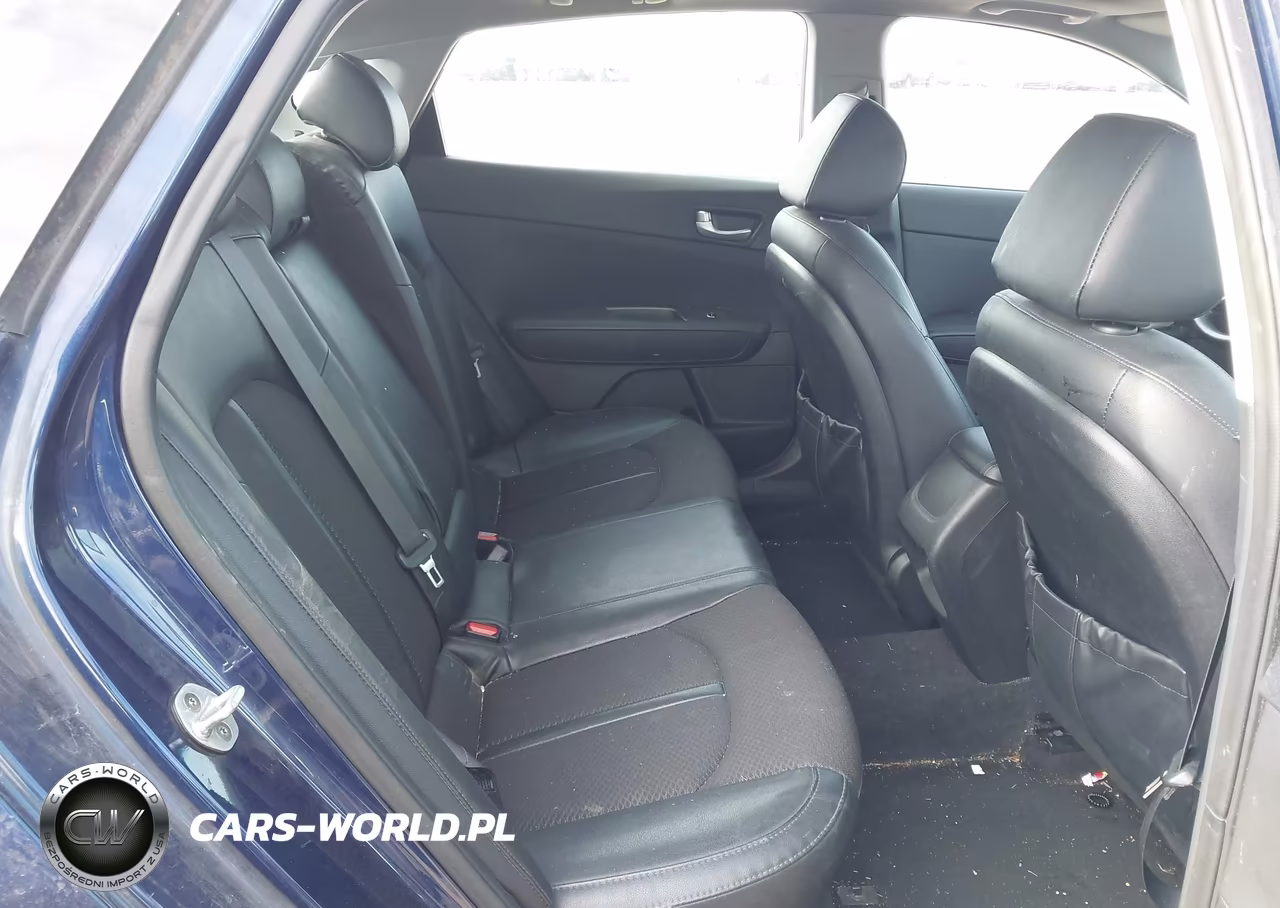 2018 Kia Optima S VIN:5XXGT4L32JG192055 - 8