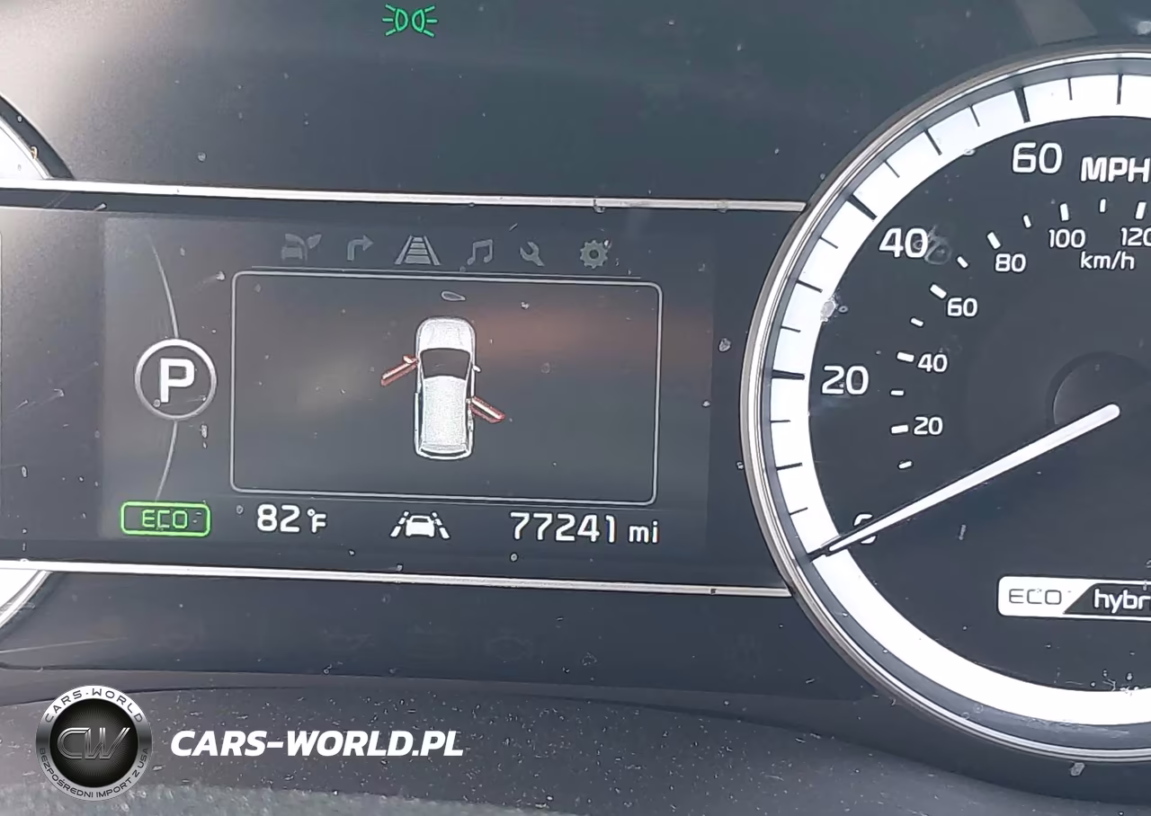 2017 Kia Niro Touring VIN:KNDCE3LC4H5088524 - 15