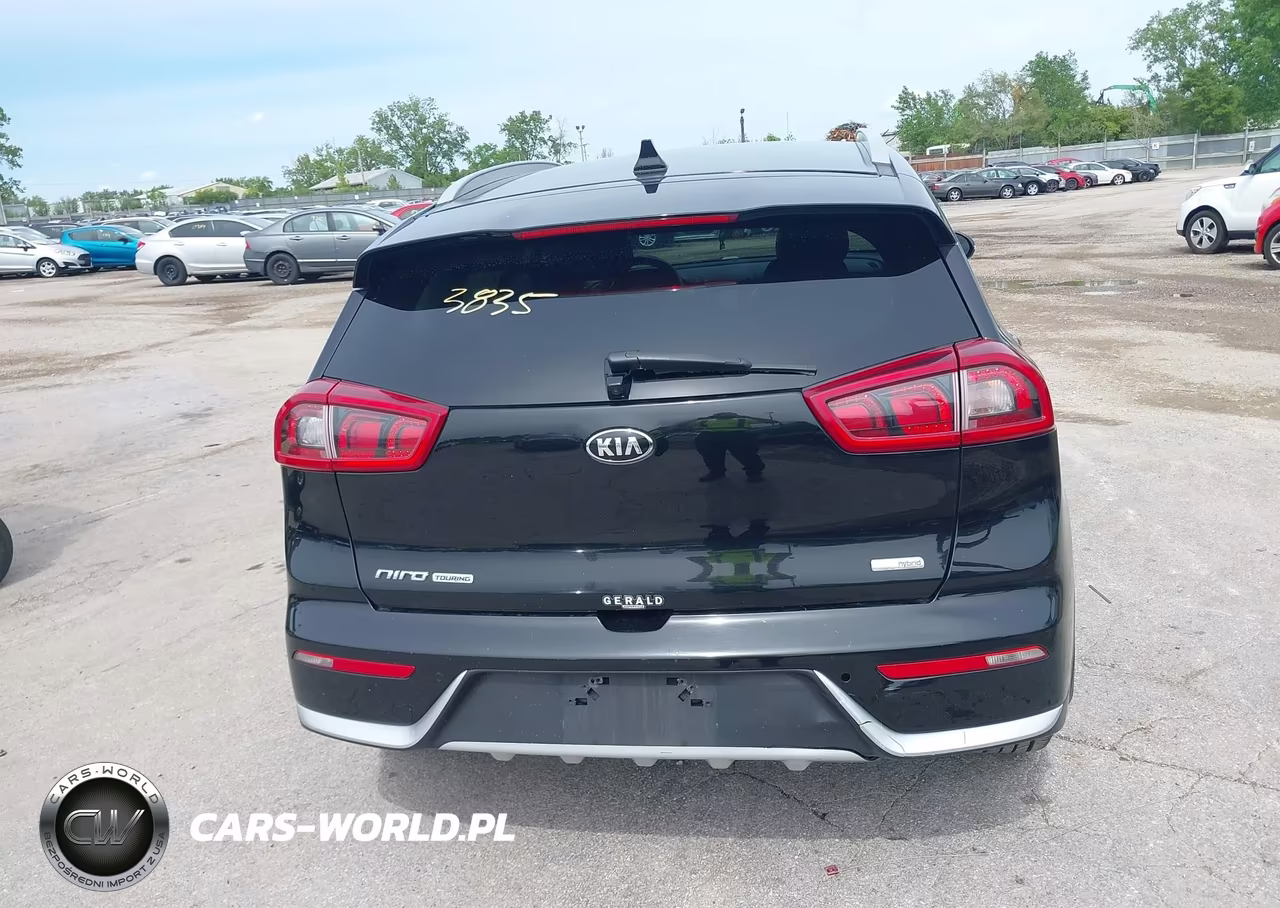2017 Kia Niro Touring VIN:KNDCE3LC4H5088524 - 16