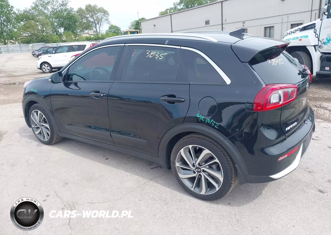 2017 Kia Niro Touring VIN:KNDCE3LC4H5088524 - 3