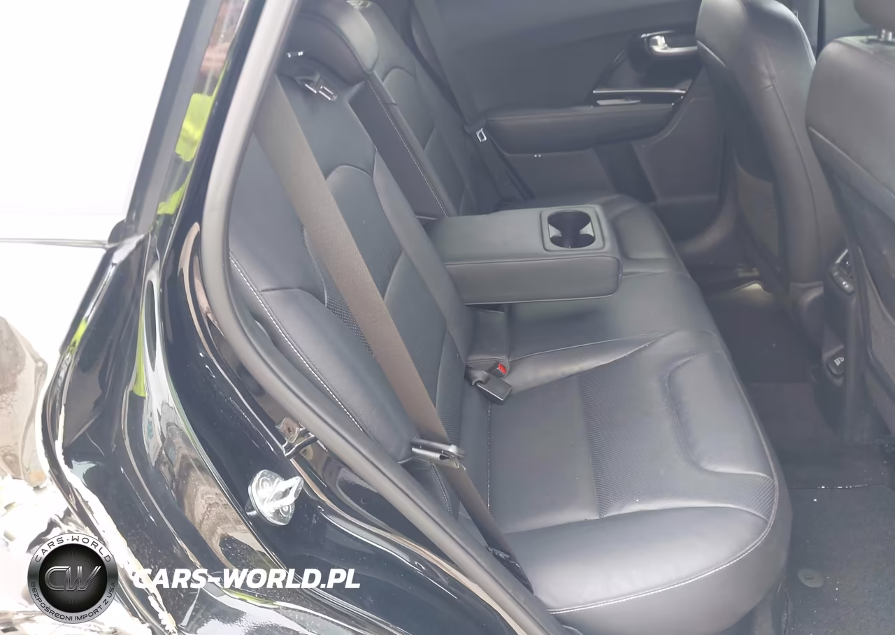 2017 Kia Niro Touring VIN:KNDCE3LC4H5088524 - 8