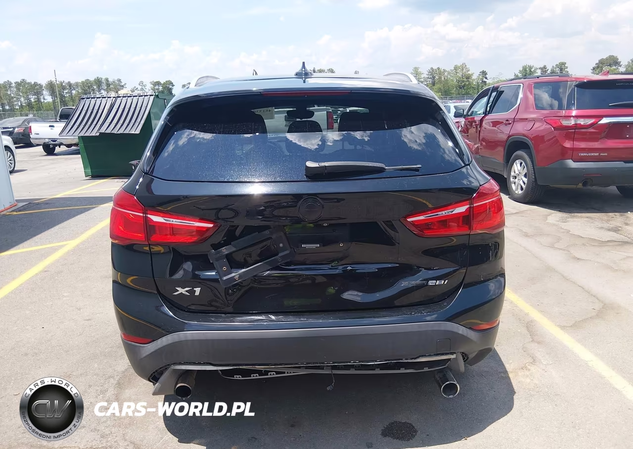 2018 BMW X1 xDrive28I VIN:WBXHT3C33J5L28621 - 16
