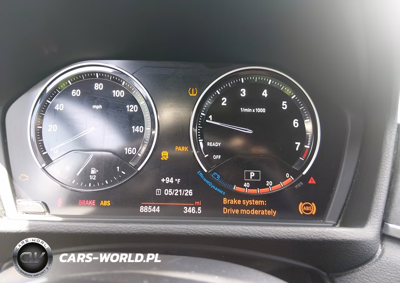 2018 BMW X1 xDrive28I VIN:WBXHT3C33J5L28621 - 7