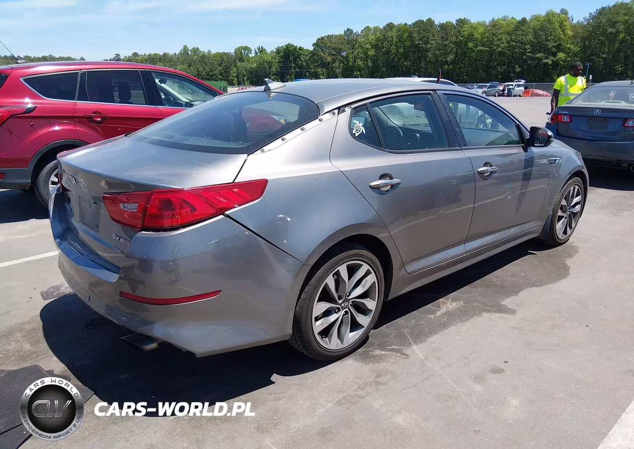 2015 Kia Optima Sx Turbo VIN:5XXGR4A67FG414933 - 4