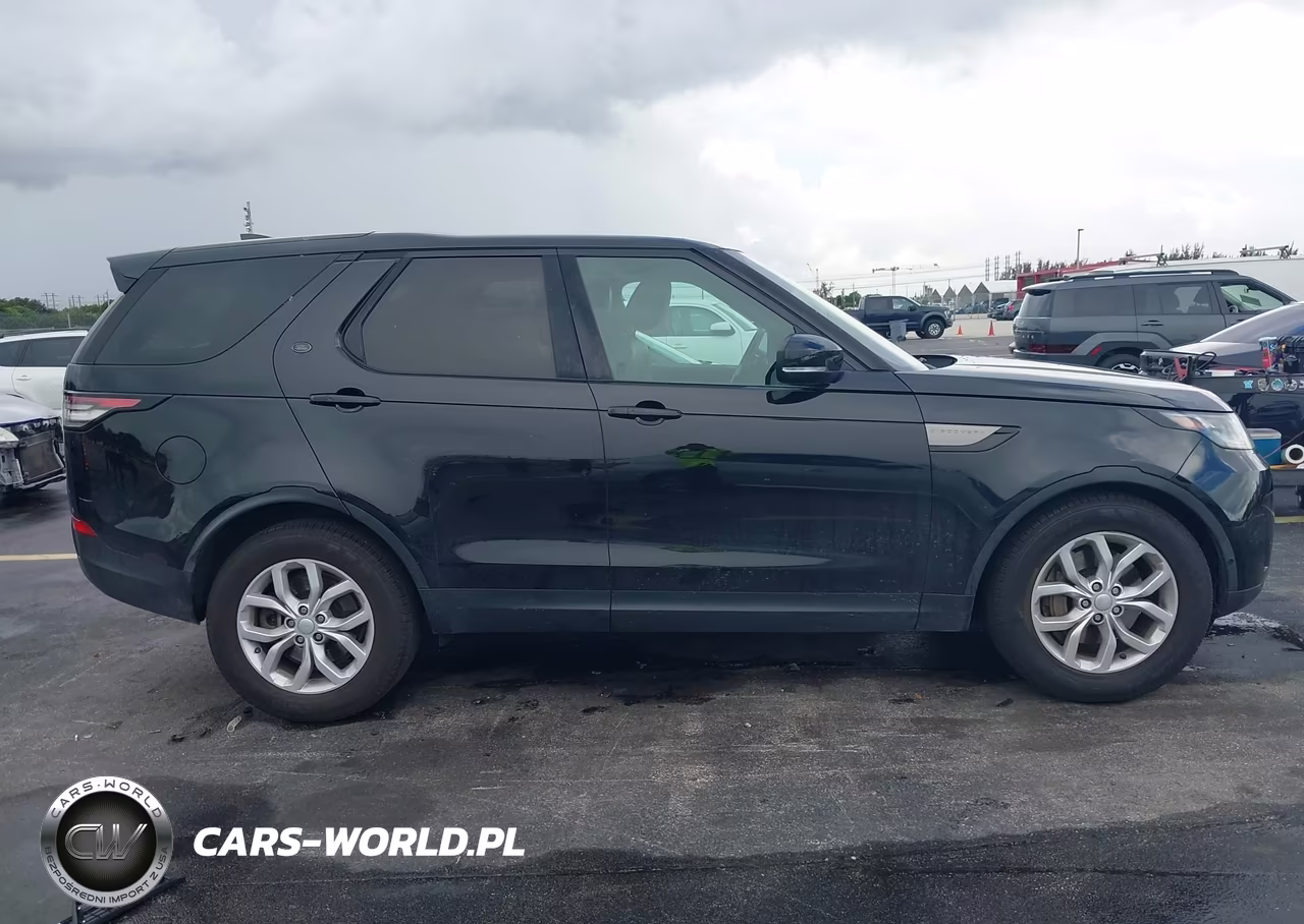 2020 Land Rover Discovery Se VIN:SALRG2RV6L2423096 - 14