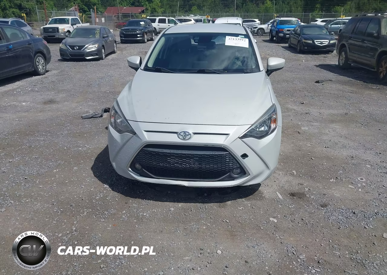 2020 Toyota Yaris Le VIN:3MYDLBJV5LY709467 - 12