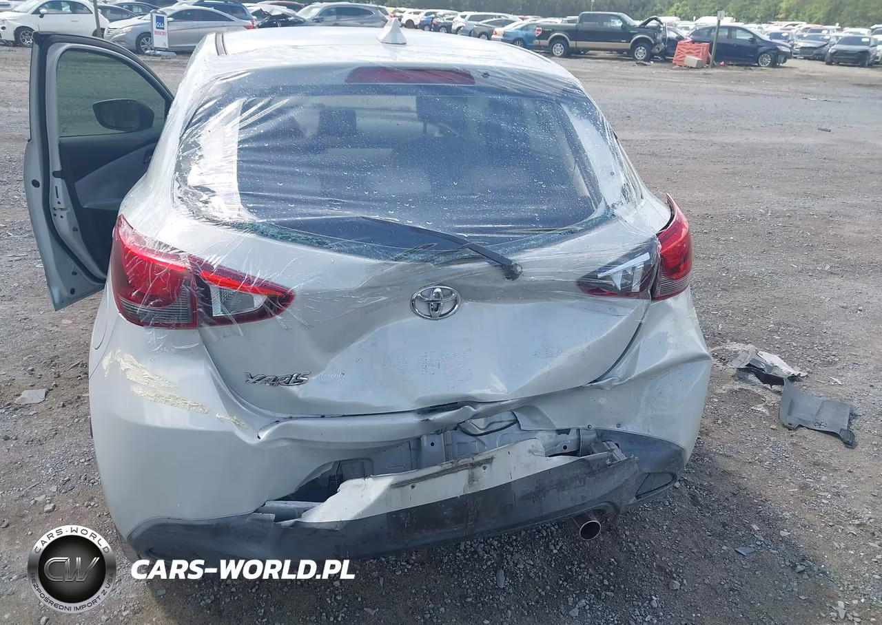 2020 Toyota Yaris Le VIN:3MYDLBJV5LY709467 - 6