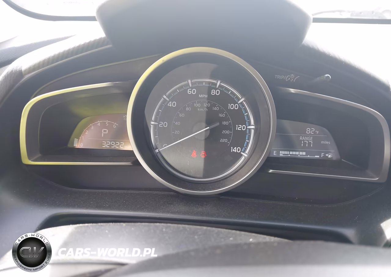 2020 Toyota Yaris Le VIN:3MYDLBJV5LY709467 - 7