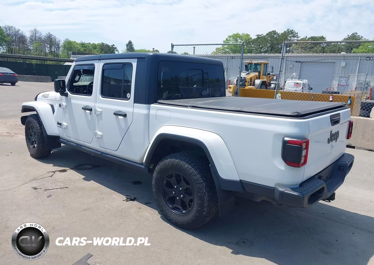 2021 Jeep Gladiator Willys 4X4 VIN:1C6HJTAG8ML518141 - 3