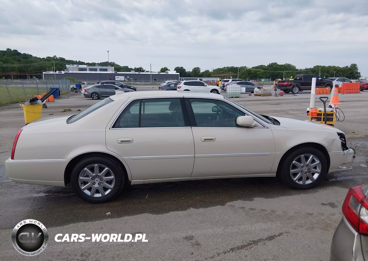 2010 Cadillac Dts Premium Collection VIN:1G6KH5EY3AU128579 - 13