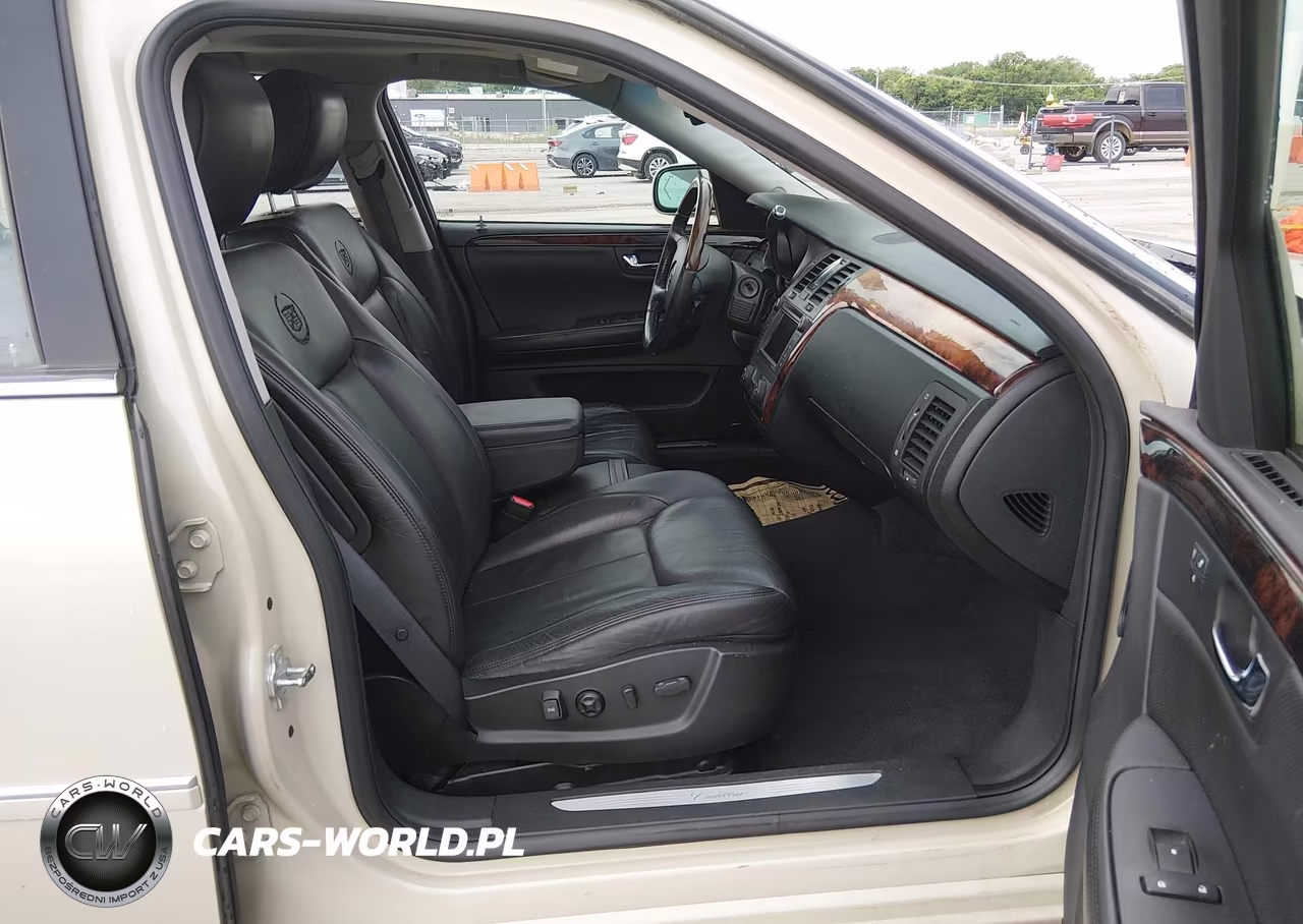 2010 Cadillac Dts Premium Collection VIN:1G6KH5EY3AU128579 - 5