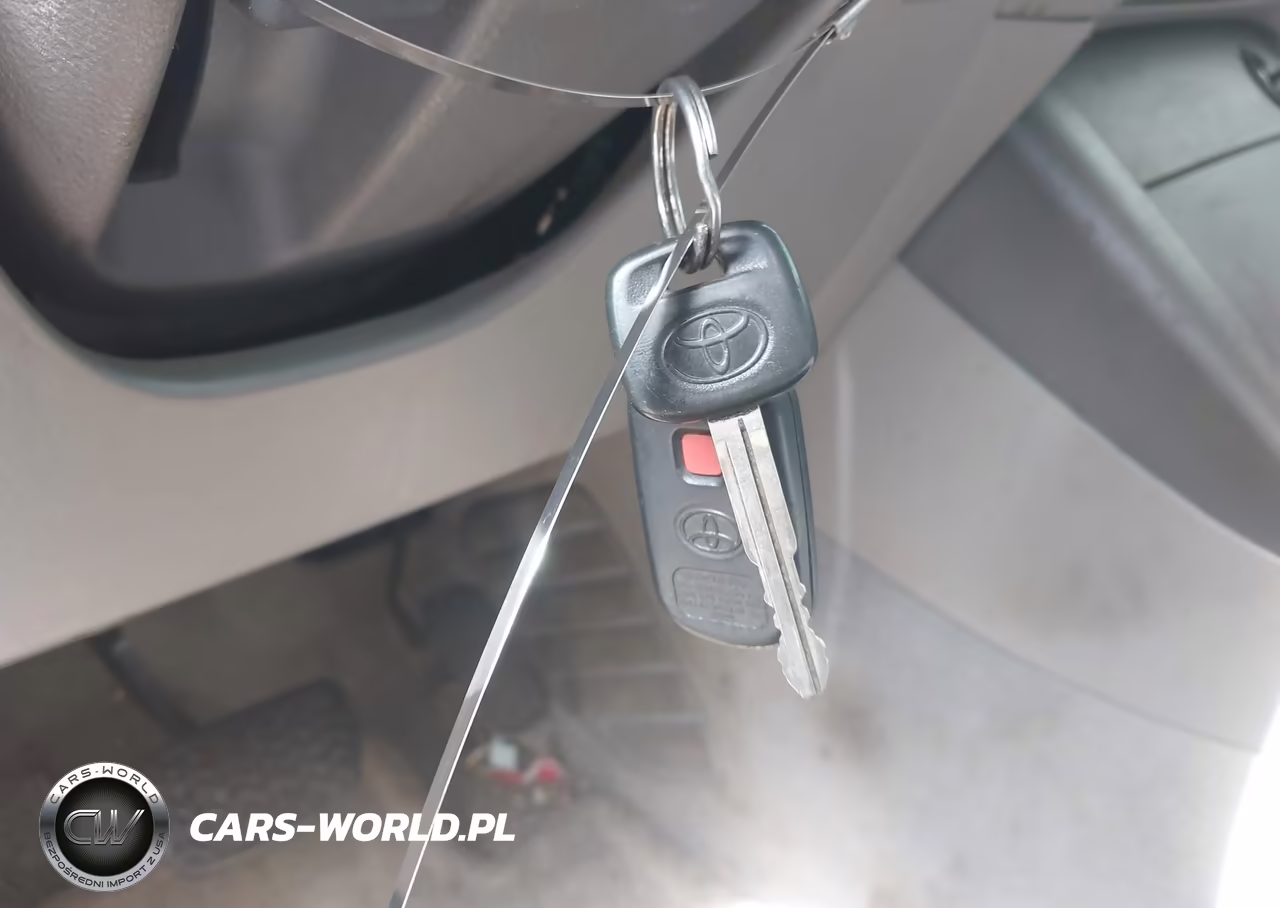 2005 Toyota Camry Le VIN:4T1BE32K95U551422 - 11